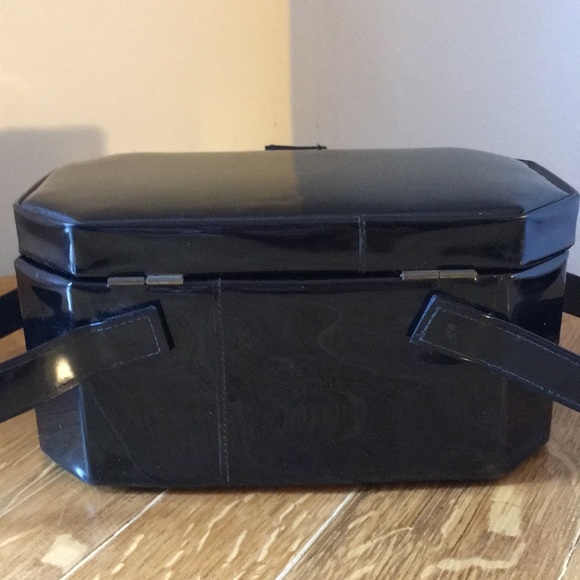 1950’s Vintage Black Patent Leather Box Purse - Picture 7 of 7